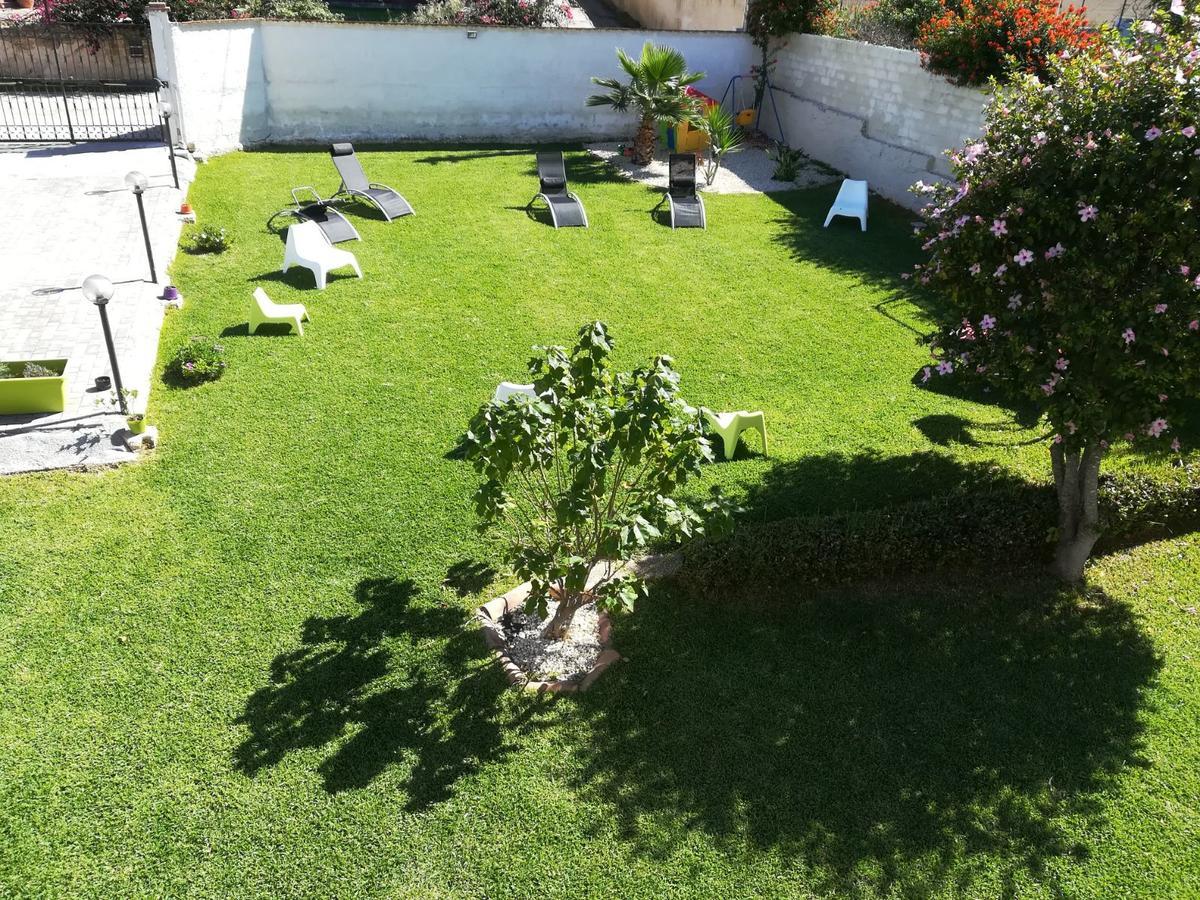 לינה וארוחת בוקר סירקוזה La Casa Delle Farfalle מראה חיצוני תמונה